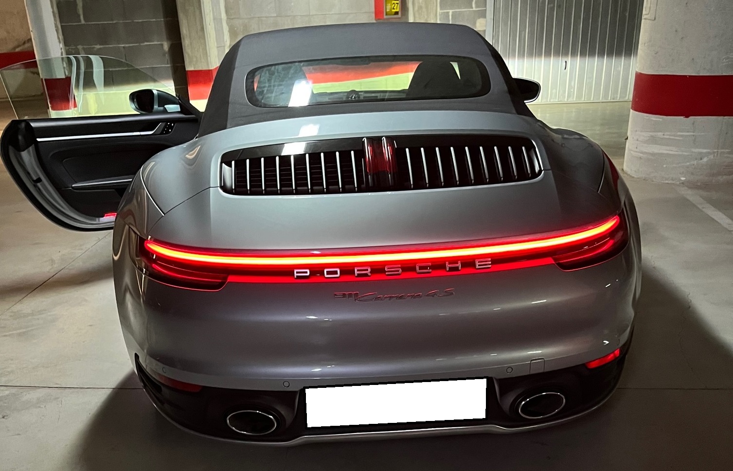 Porsche 911 - 992 Cabrio Carrera 4S